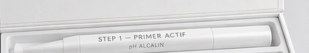 Le flacon de primer actif du kit ALBEDINE.